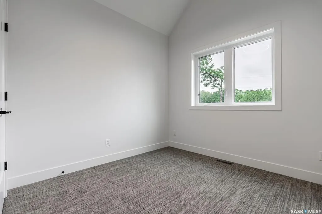 1139 13th Street E Saskatoon SK S7H 0B8