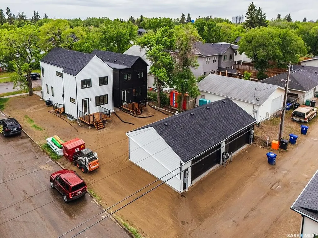 1139 13th Street E Saskatoon SK S7H 0B8