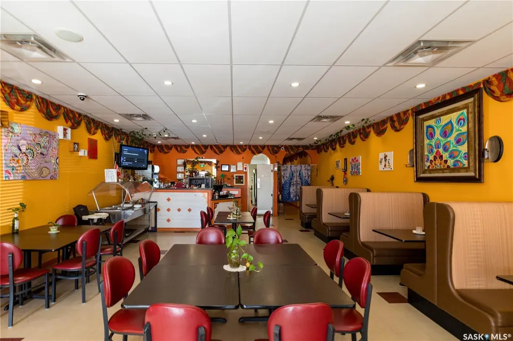 622 Circle Drive E Saskatoon SK S7K 0T9