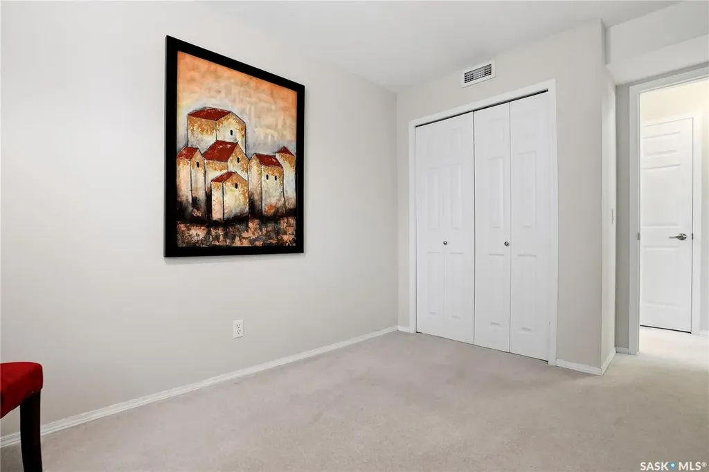 1735 Mckercher Drive Saskatoon SK S7H 5N6