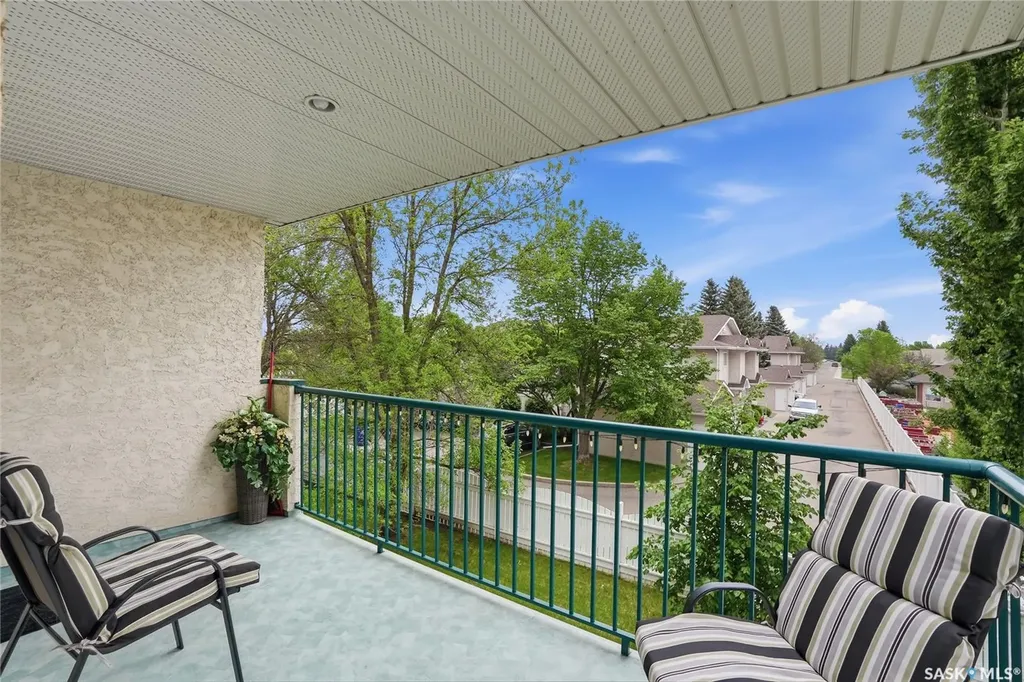 1735 Mckercher Drive Saskatoon SK S7H 5N6