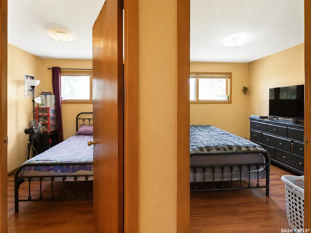 1420 Grosvenor Street Regina SK S4N 1R3