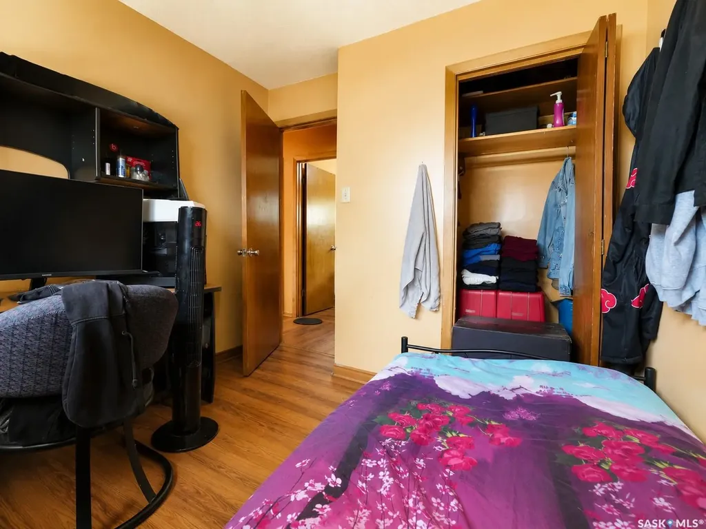 1420 Grosvenor Street Regina SK S4N 1R3