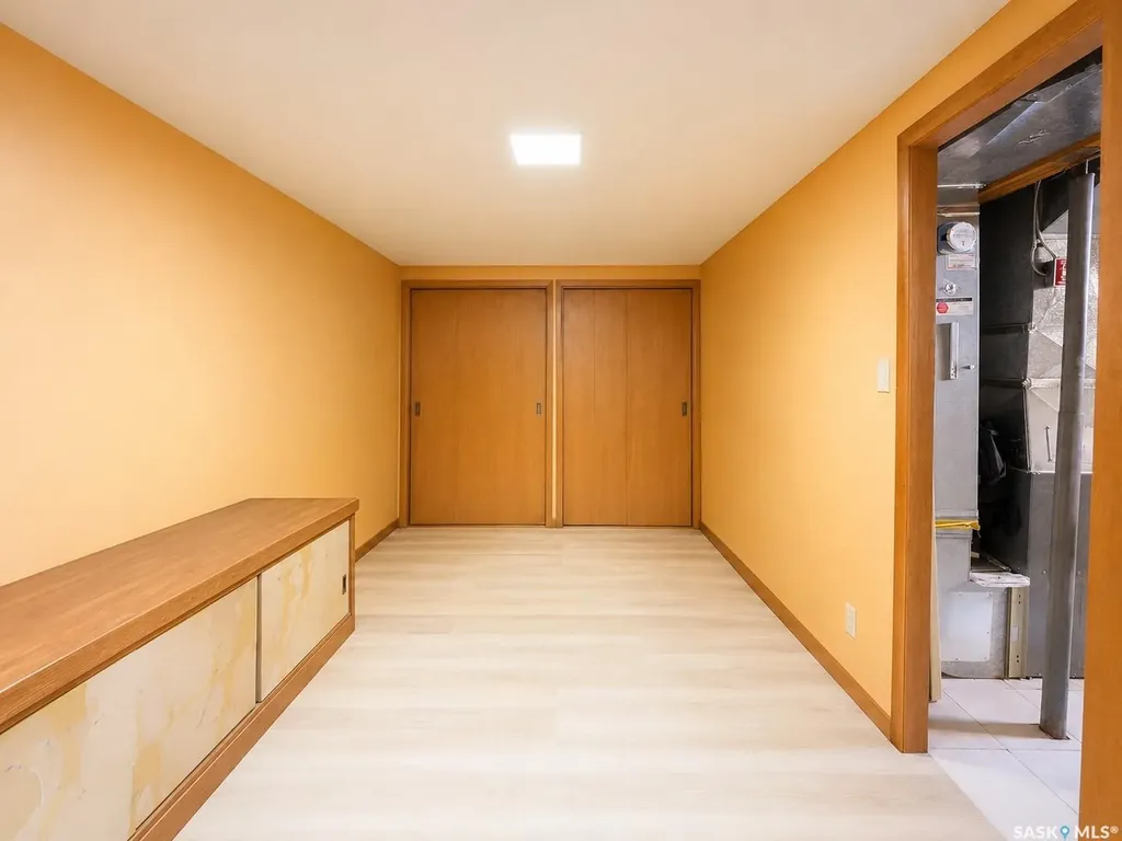 1420 Grosvenor Street Regina SK S4N 1R3