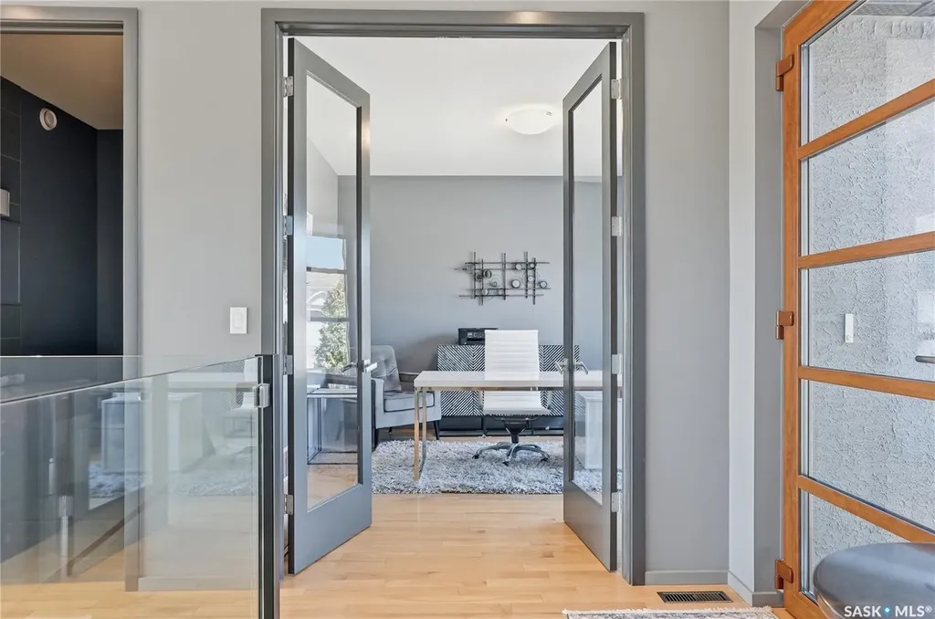 254 Whalley Crescent Saskatoon SK S7T 0P1