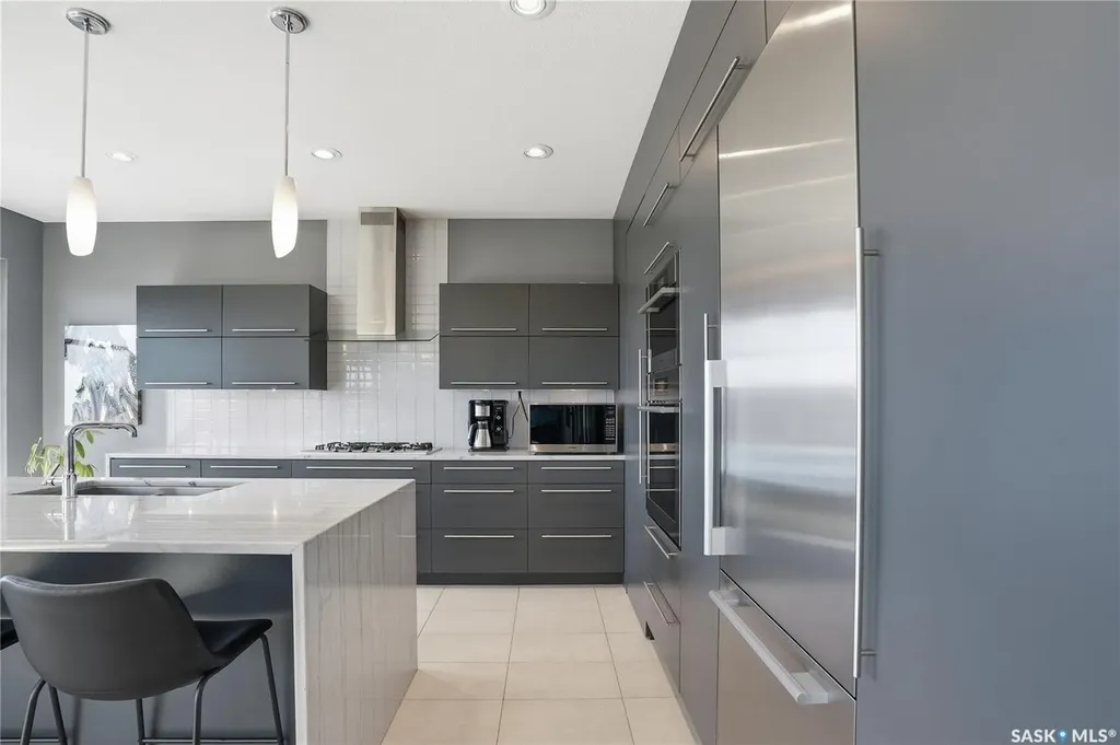 254 Whalley Crescent Saskatoon SK S7T 0P1