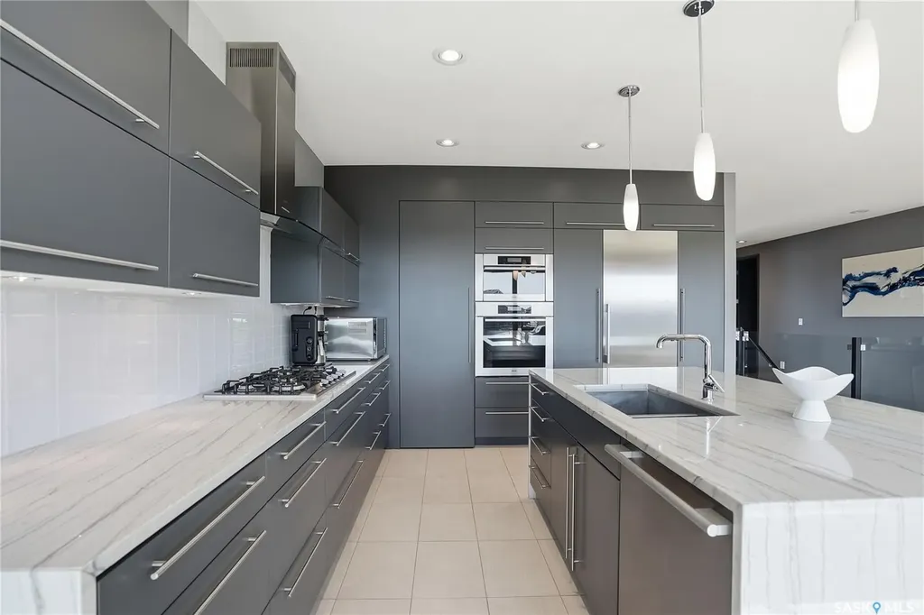 254 Whalley Crescent Saskatoon SK S7T 0P1
