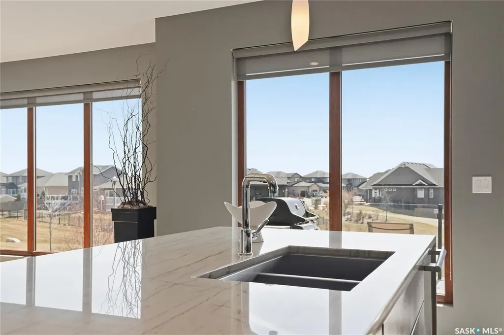 254 Whalley Crescent Saskatoon SK S7T 0P1
