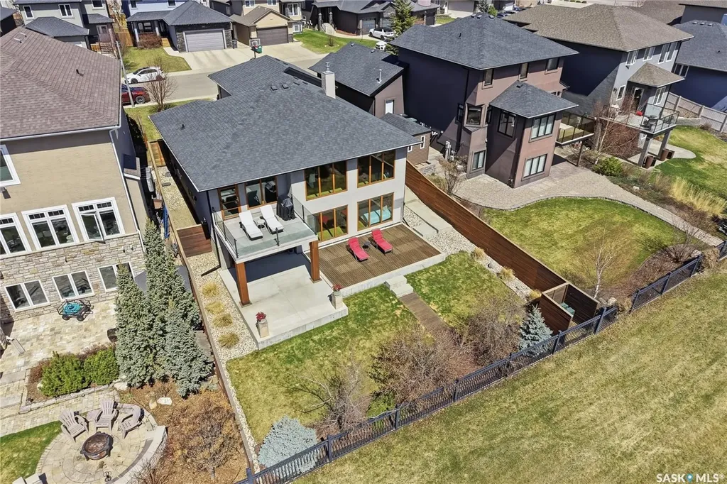 254 Whalley Crescent Saskatoon SK S7T 0P1