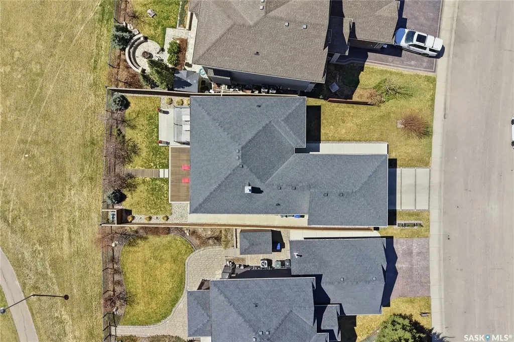 254 Whalley Crescent Saskatoon SK S7T 0P1