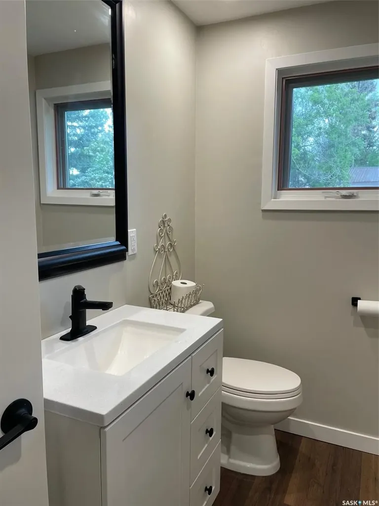 304 Brownlee Street Herbert SK S0H 2A0