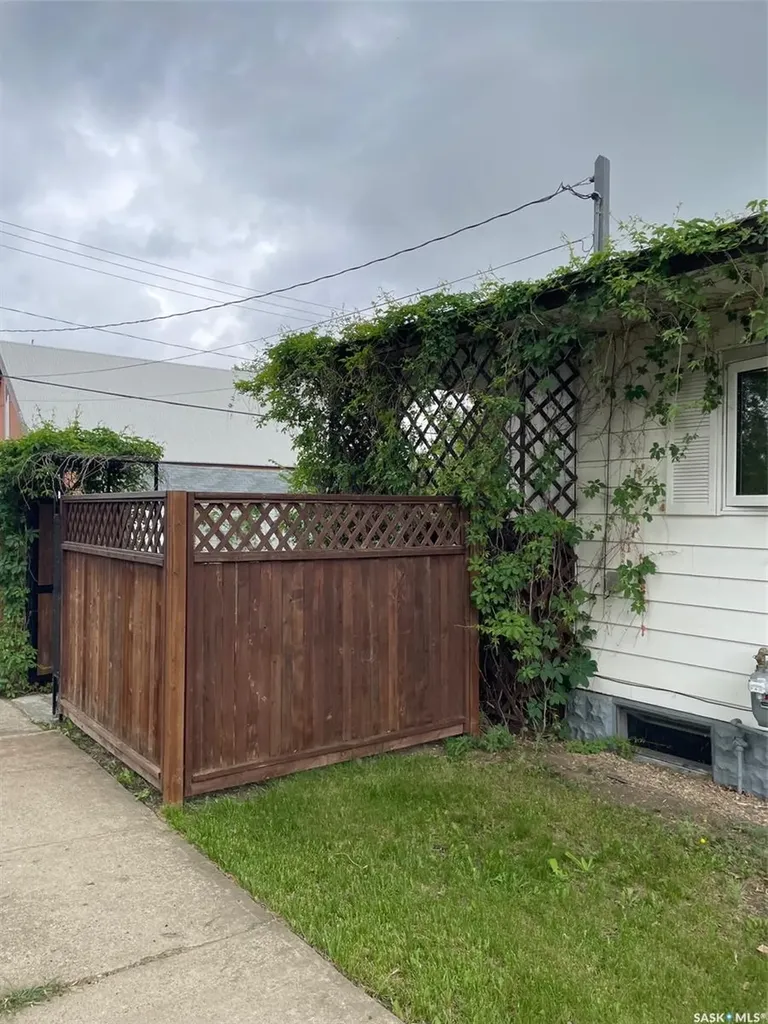 304 Brownlee Street Herbert SK S0H 2A0