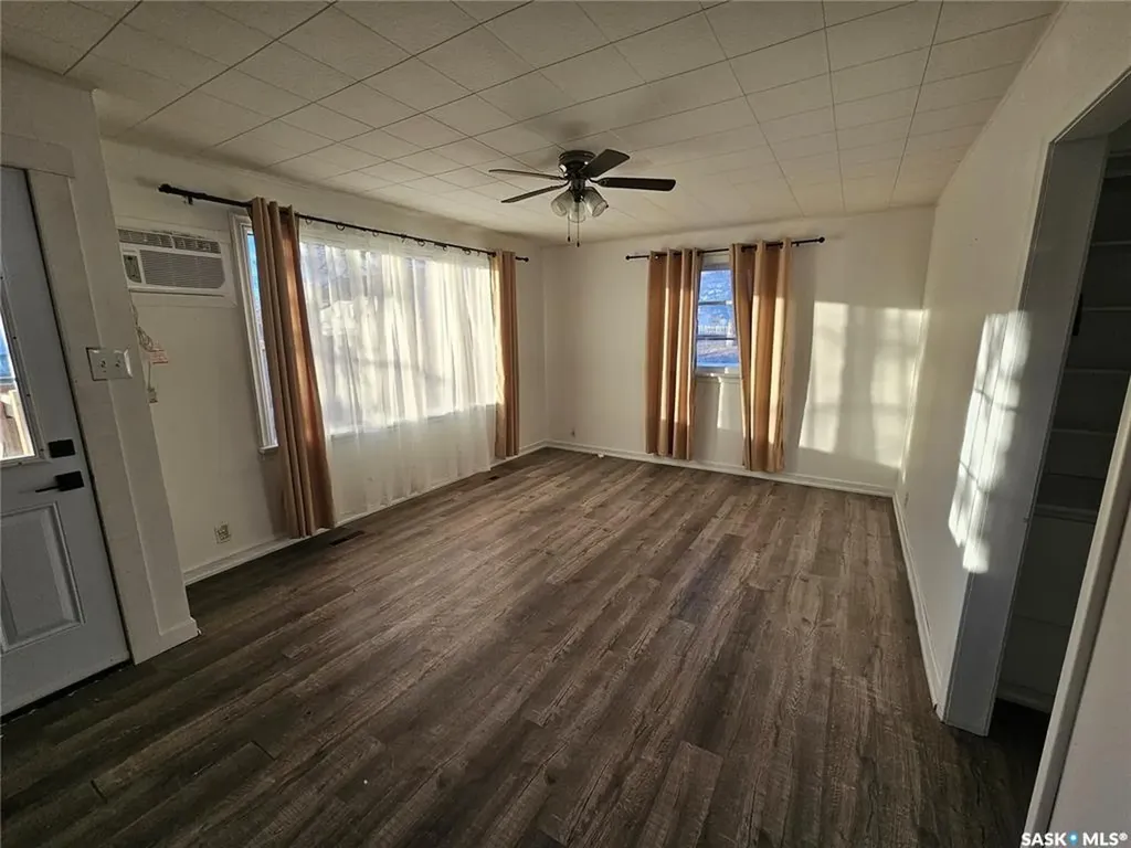 399 9th Avenue NW Swift Current SK S9H 1A8