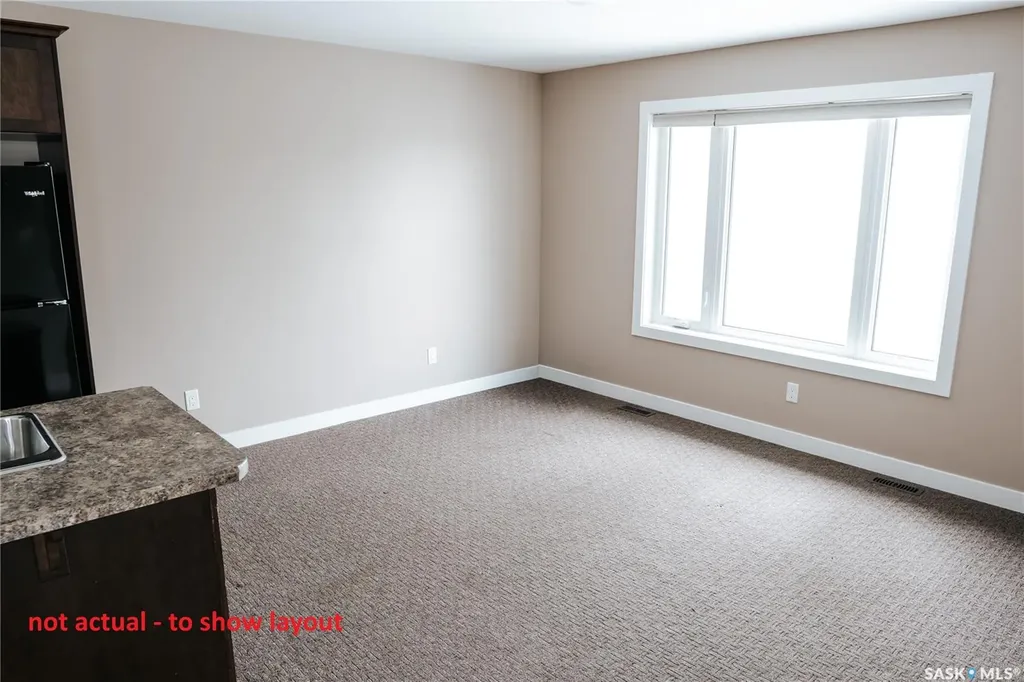 137 St John Street N Regina SK S4R 2V8