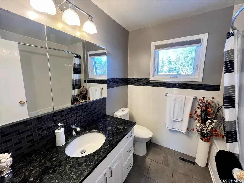 603 Railway Avenue Denzil SK S0L 0S0