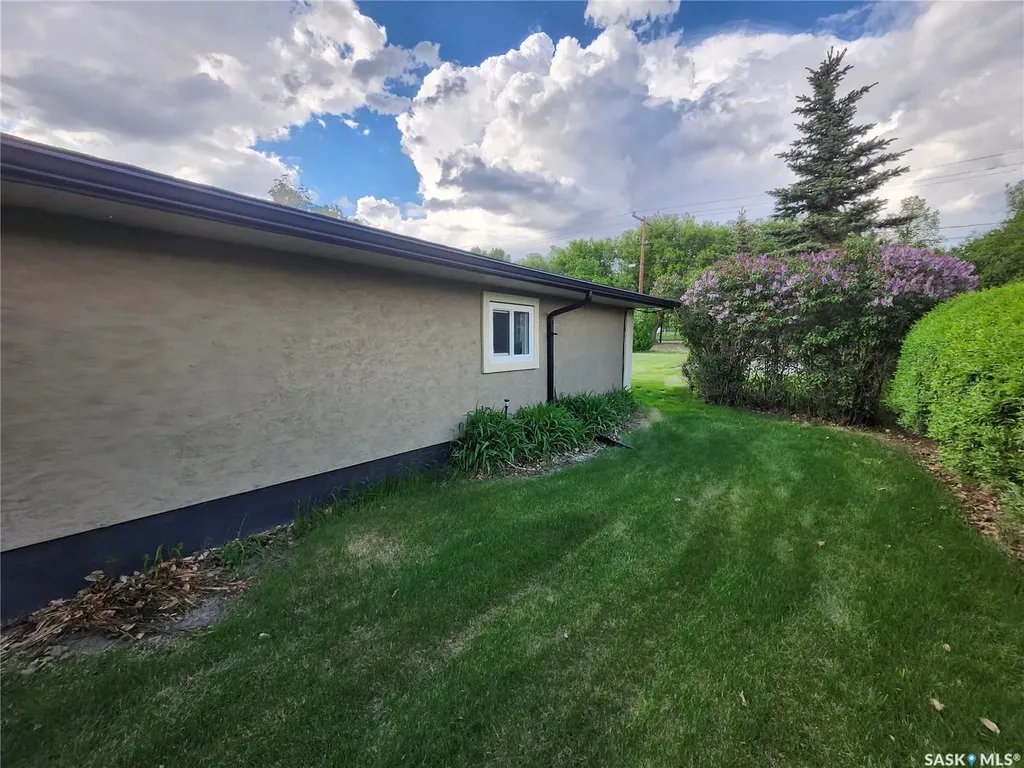603 Railway Avenue Denzil SK S0L 0S0