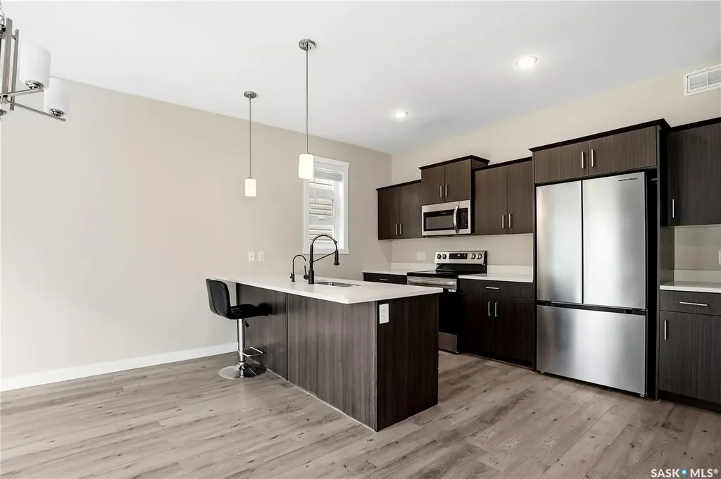 315 Dickson Crescent Saskatoon SK S7T 0Z1