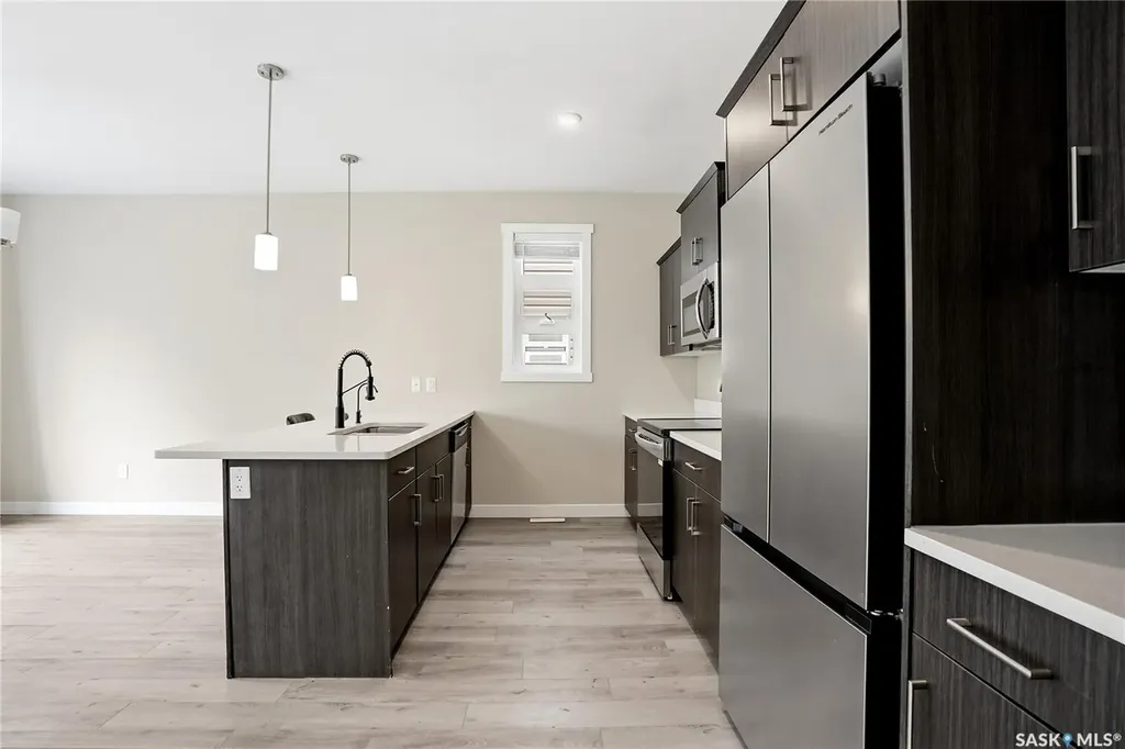 315 Dickson Crescent Saskatoon SK S7T 0Z1