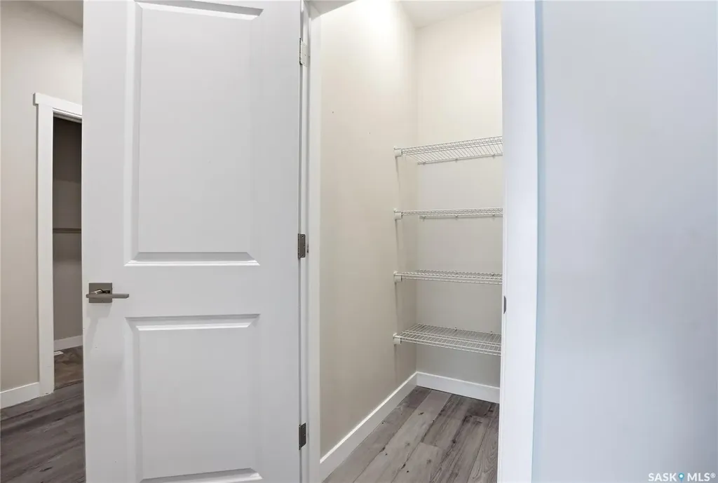 315 Dickson Crescent Saskatoon SK S7T 0Z1