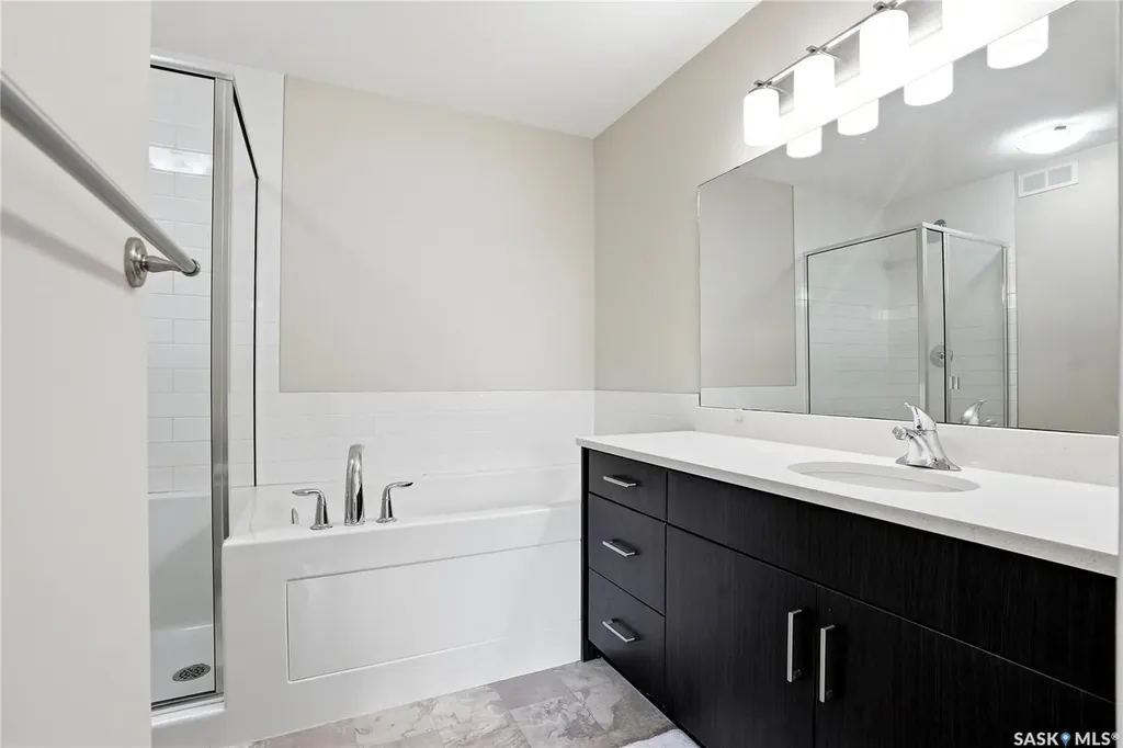 315 Dickson Crescent Saskatoon SK S7T 0Z1
