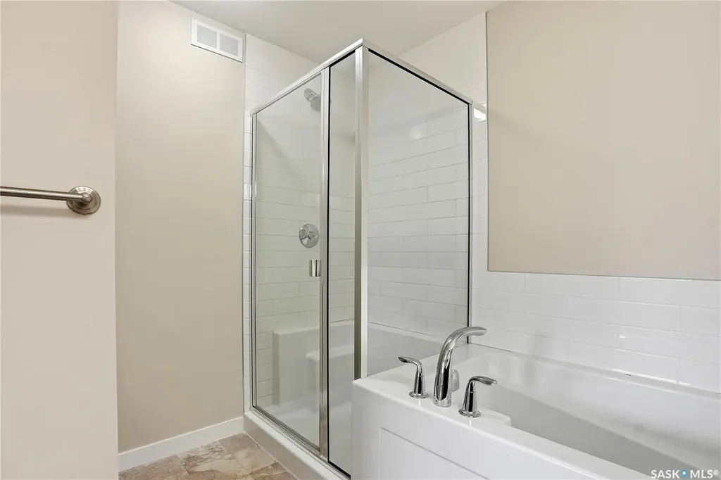 315 Dickson Crescent Saskatoon SK S7T 0Z1