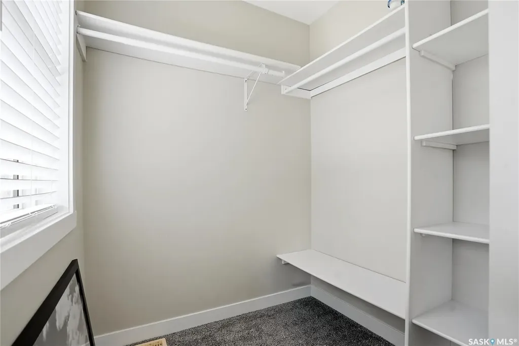 315 Dickson Crescent Saskatoon SK S7T 0Z1