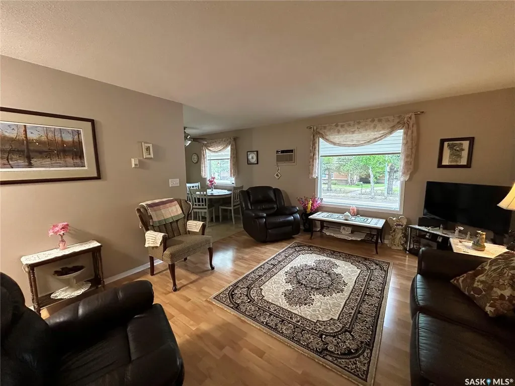 739 10th Street Humboldt SK S0K 2A0