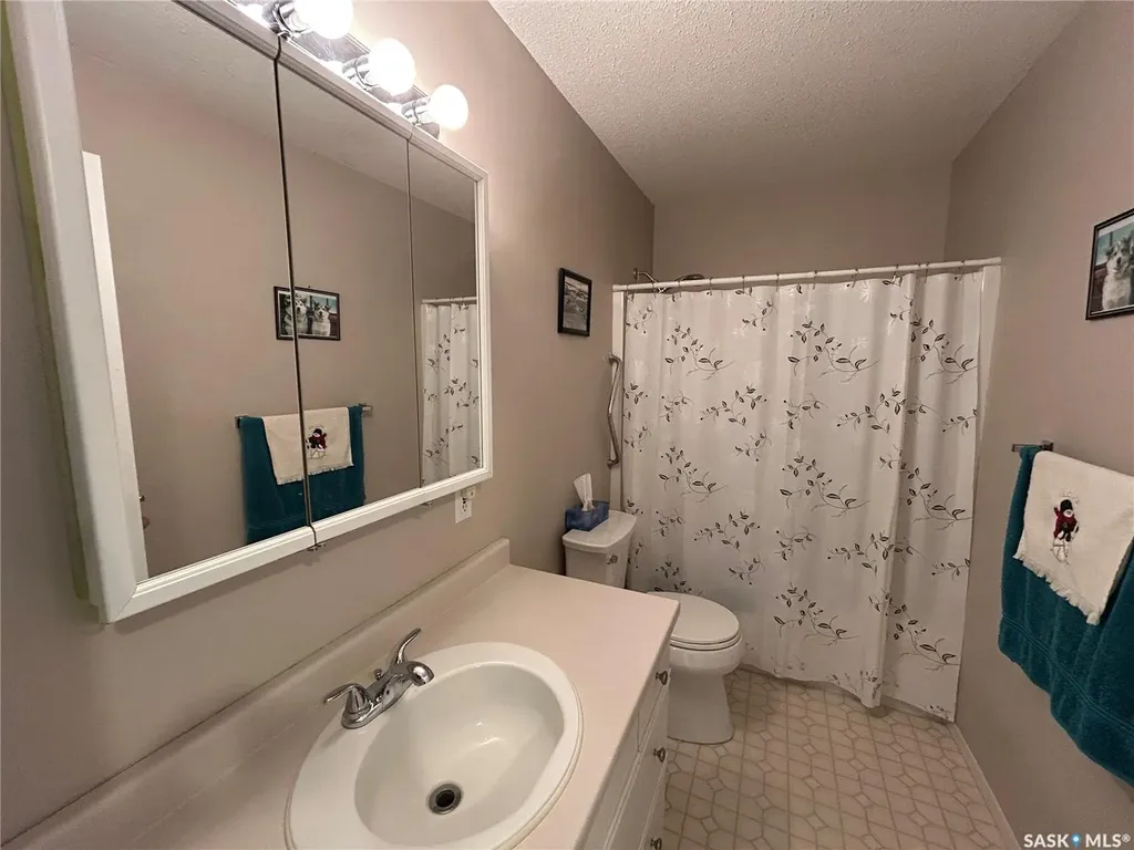 739 10th Street Humboldt SK S0K 2A0