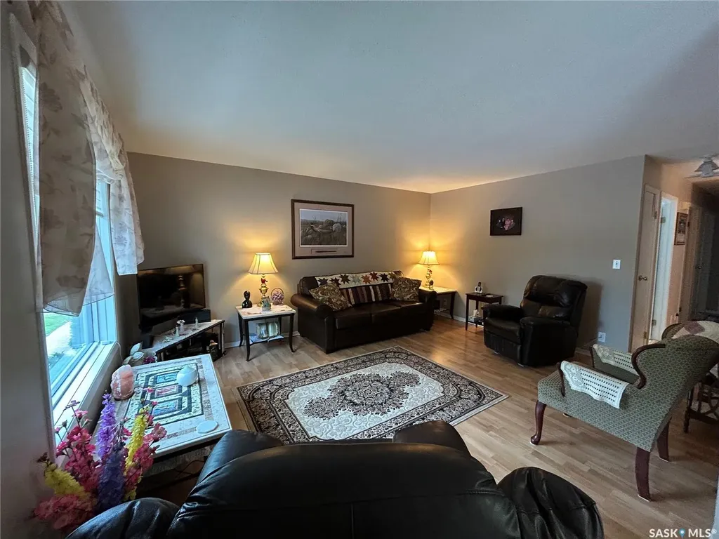 739 10th Street Humboldt SK S0K 2A0