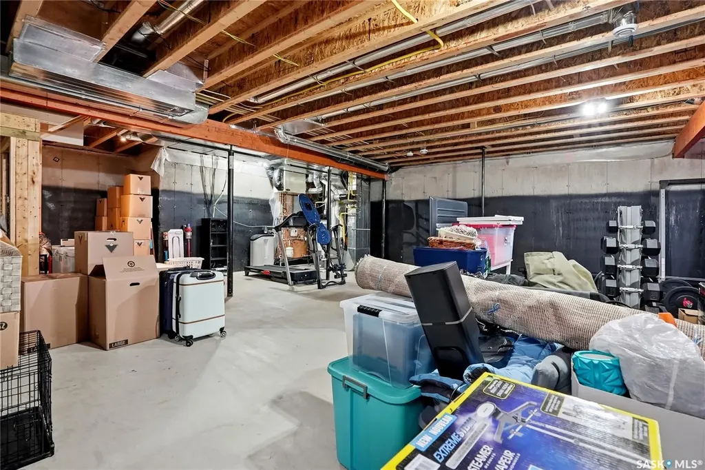 471 Flynn Lane Saskatoon SK S7V 0L8