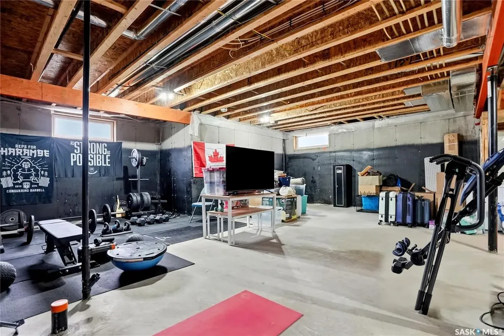 471 Flynn Lane Saskatoon SK S7V 0L8