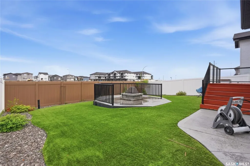 471 Flynn Lane Saskatoon SK S7V 0L8