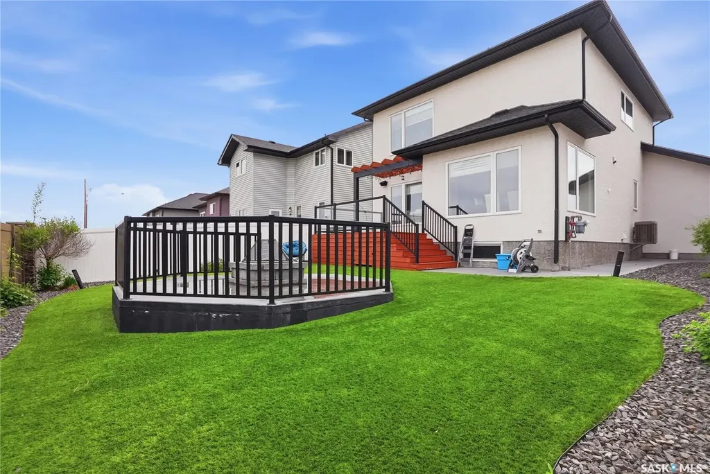 471 Flynn Lane Saskatoon SK S7V 0L8