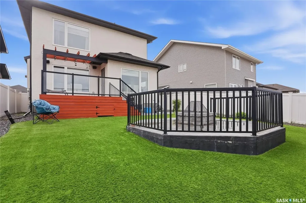 471 Flynn Lane Saskatoon SK S7V 0L8