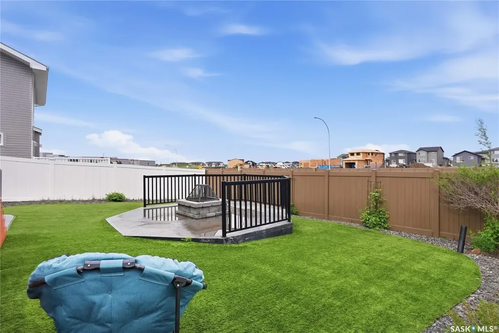 471 Flynn Lane Saskatoon SK S7V 0L8