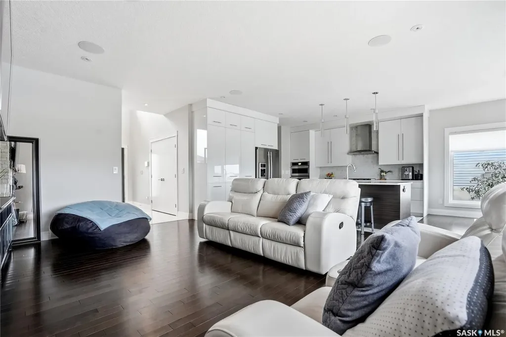 471 Flynn Lane Saskatoon SK S7V 0L8