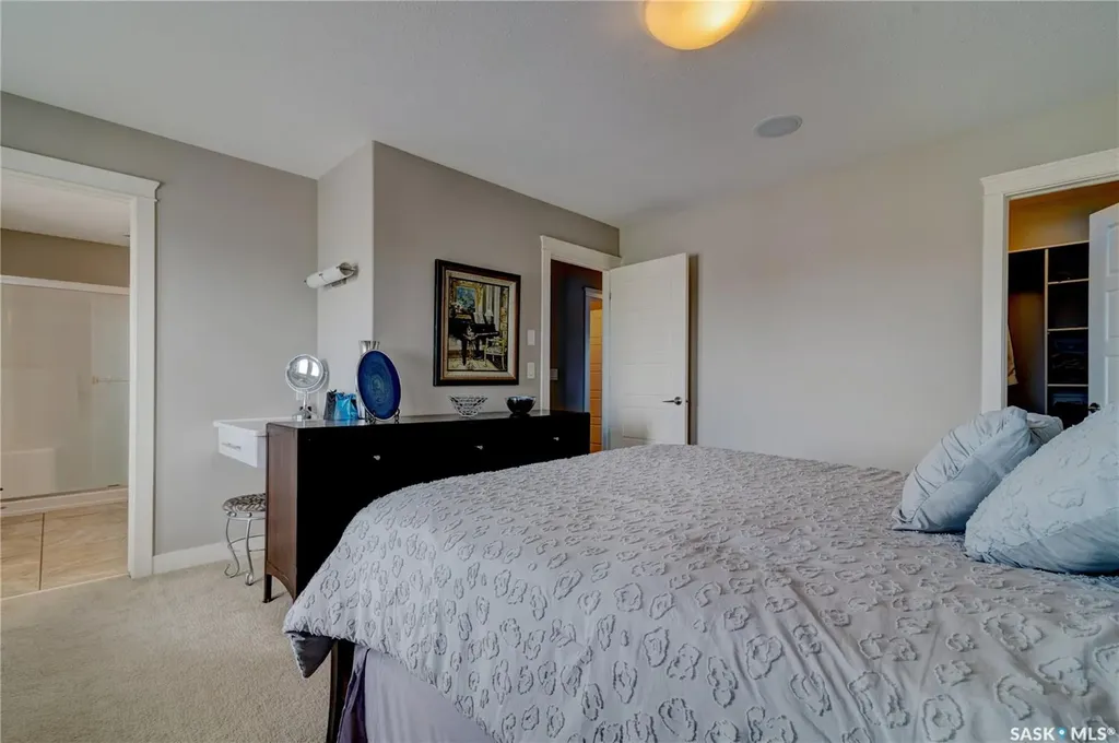 4606 Curtiss Avenue Regina SK S4W 0A2