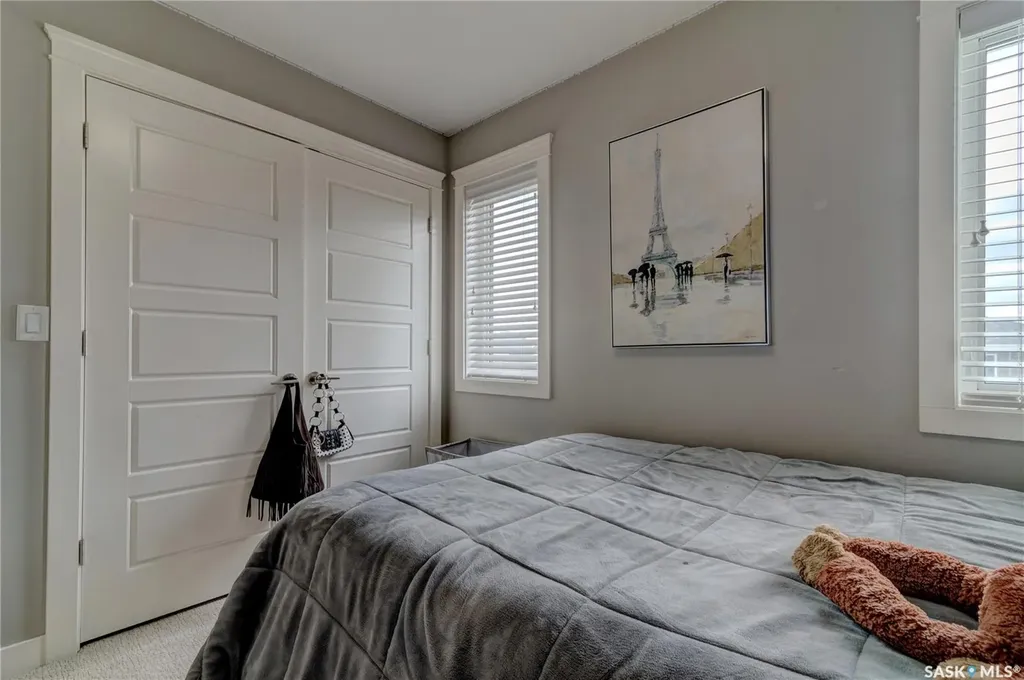 4606 Curtiss Avenue Regina SK S4W 0A2