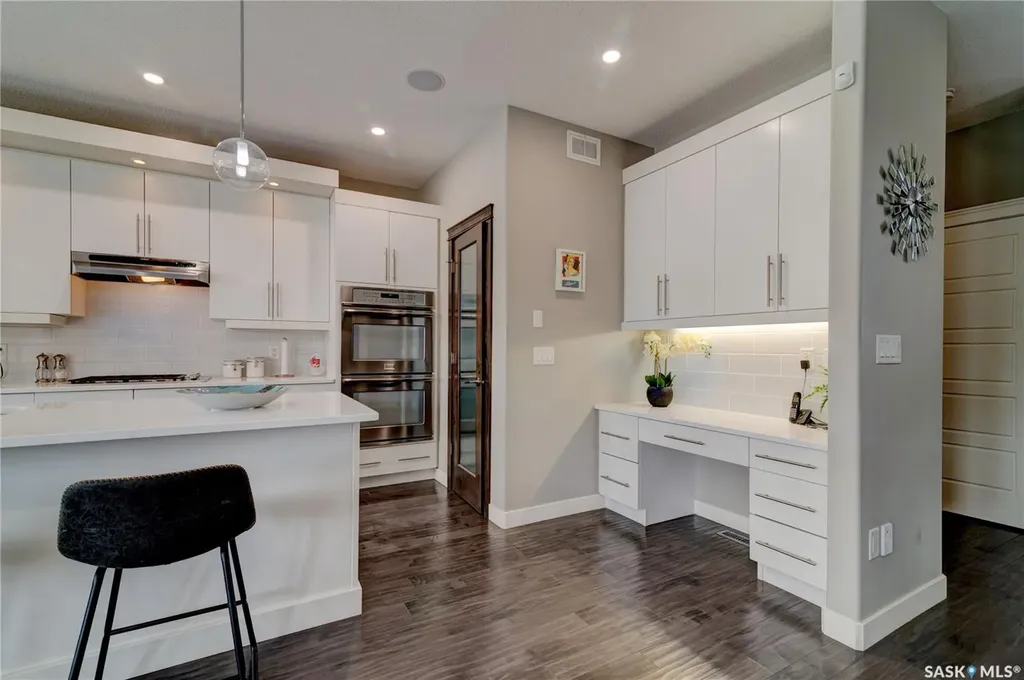4606 Curtiss Avenue Regina SK S4W 0A2