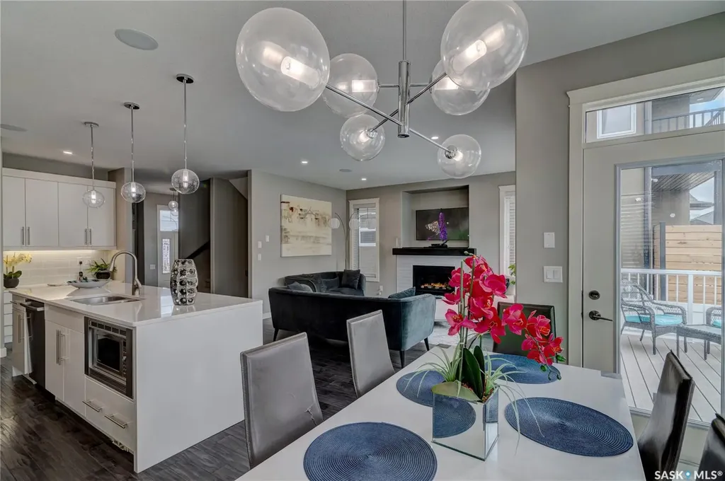 4606 Curtiss Avenue Regina SK S4W 0A2