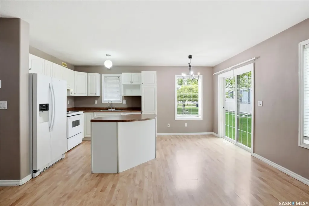 138 Banyan Crescent Saskatoon SK S7V 1G8