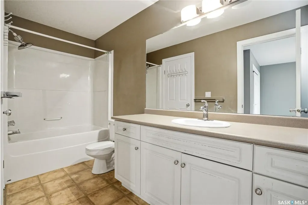 138 Banyan Crescent Saskatoon SK S7V 1G8