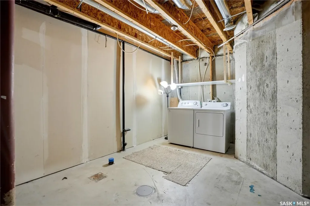 138 Banyan Crescent Saskatoon SK S7V 1G8
