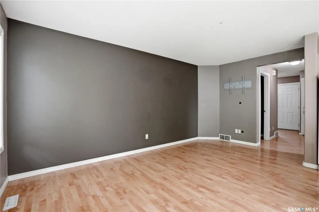 138 Banyan Crescent Saskatoon SK S7V 1G8