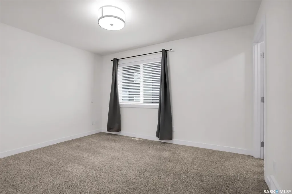 1060 Parr Hill Drive Martensville SK S0K 2T1
