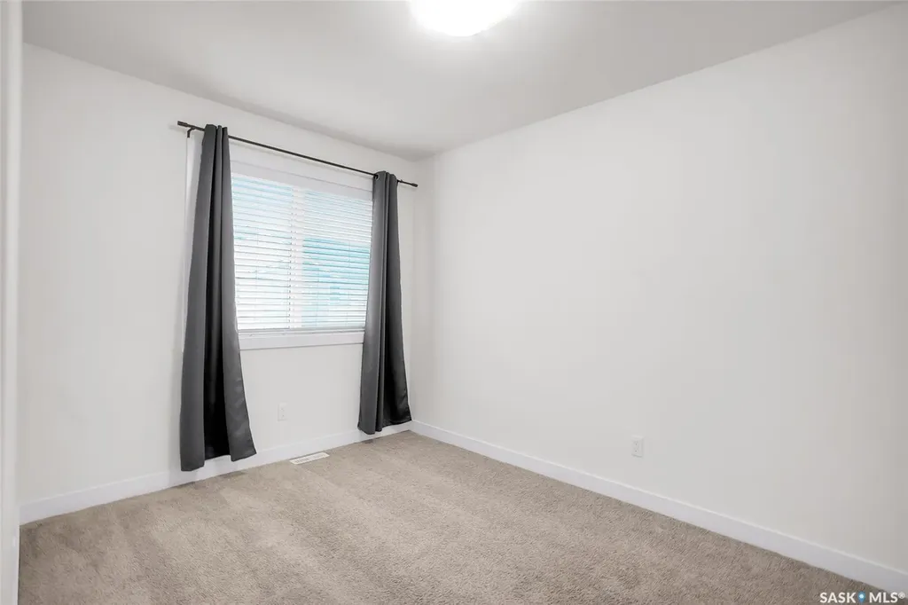 1060 Parr Hill Drive Martensville SK S0K 2T1