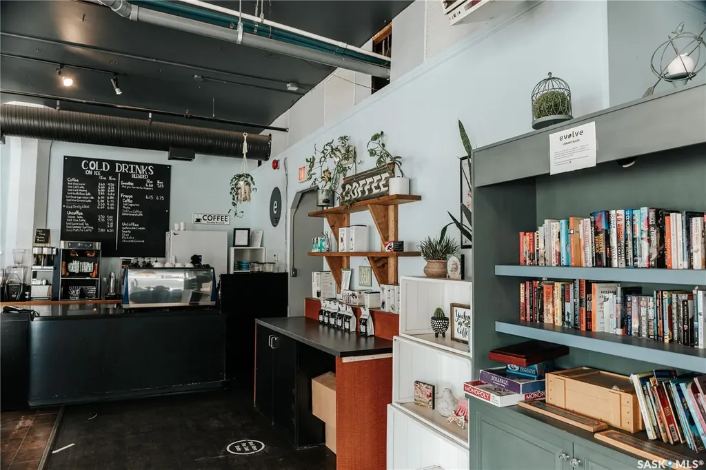 203 Main Street Moose Jaw SK S6H 0W1