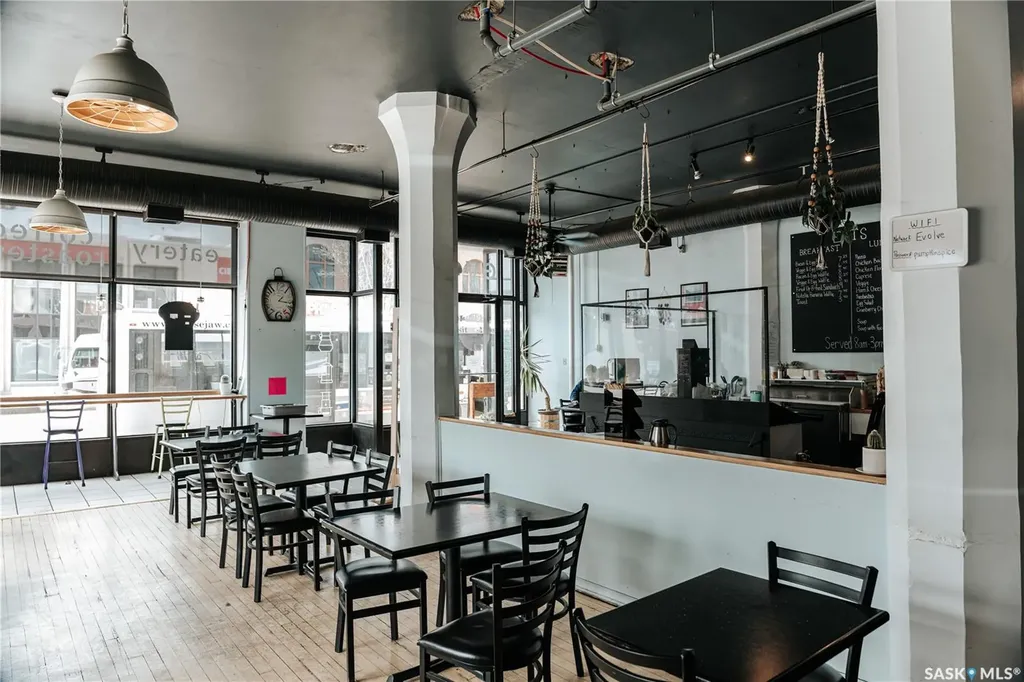 203 Main Street Moose Jaw SK S6H 0W1