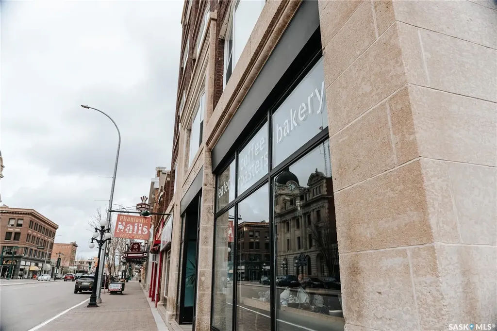 203 Main Street Moose Jaw SK S6H 0W1