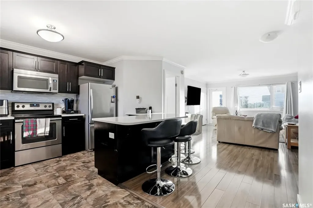 250 Akhtar Bend Saskatoon SK S7W 0W4